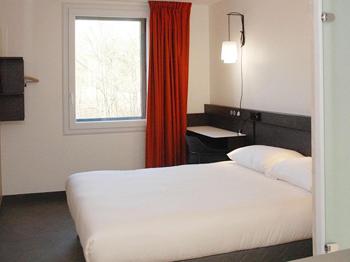 Ibis Budget Annecy Sud-Poisy Экстерьер фото